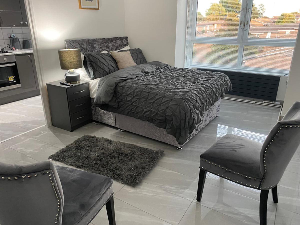 Luxurious 2-Bed Apartment In Woolwich Лондон Экстерьер фото