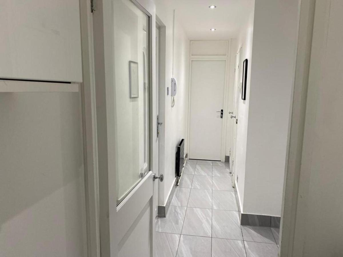 Luxurious 2-Bed Apartment In Woolwich Лондон Экстерьер фото